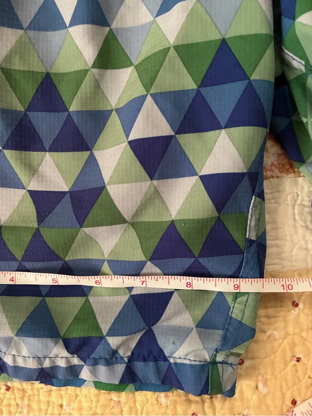 Eddie Bauer Boys Blue & Green Hybrid Swim Trunks/Athletic Shorts - size 10/12